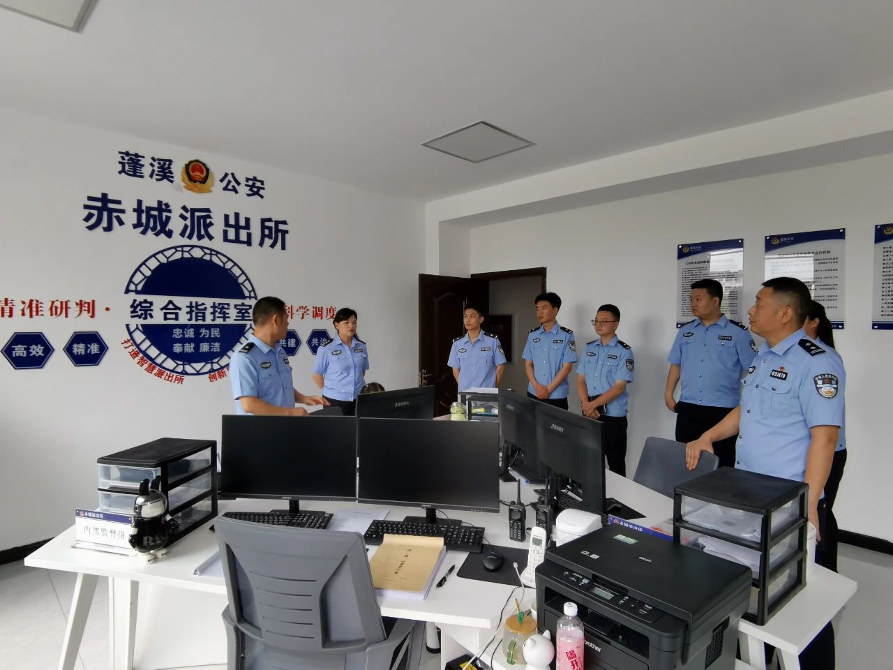 63cdcfd30a8c381c04a8a223bcb36e9d.jpg