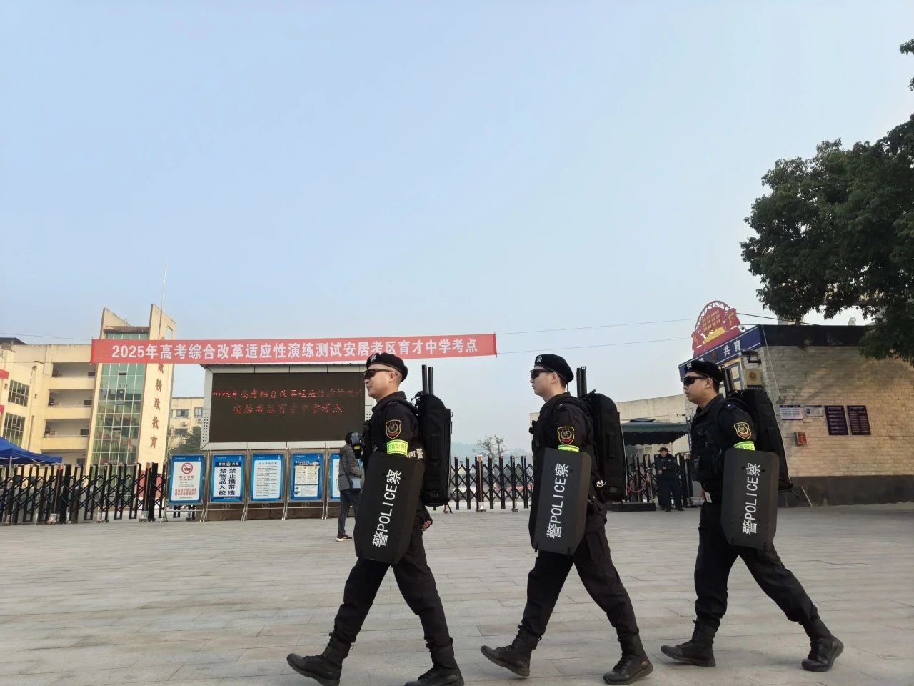 af2b8349af49290e31447581873c1af8.jpg